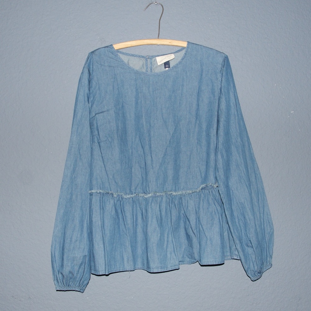 New UNIVERSAL THREAD Chambray Peplum Blouse NWT A8 - Picture 1 of 8